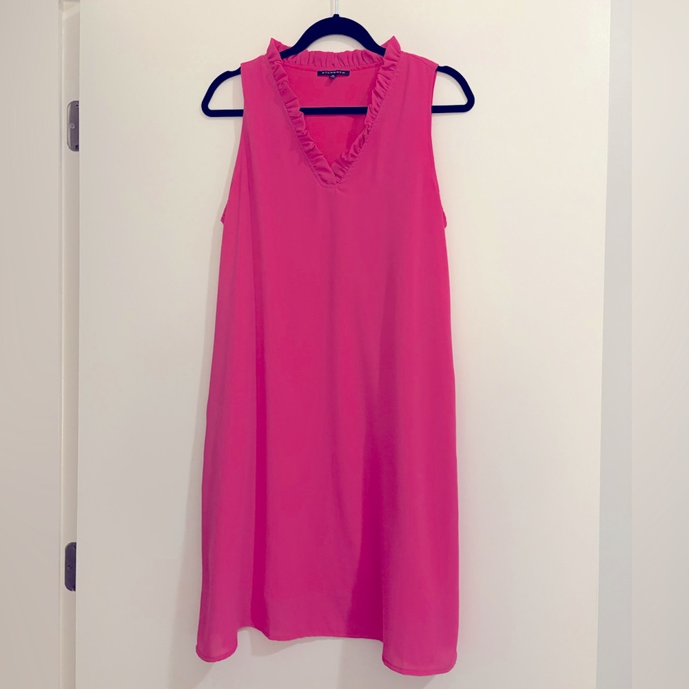 MEDIUM WORN ONCE SLEEVLESS RUFFLE NECK DRESS